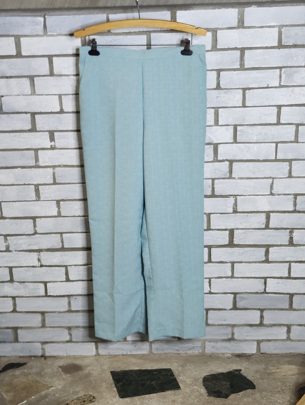 • NWT Alfred Dunner Women's Pull On Classic Fit Polyester Pants Size 12 Seafoam